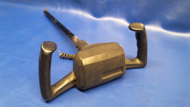0513261-16 Cessna - CONTROL WHEEL ASSEMBLY (See details)