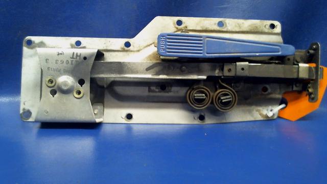 0711061-4 Cessna - Latch Assembly- Cabin Door Latch RH