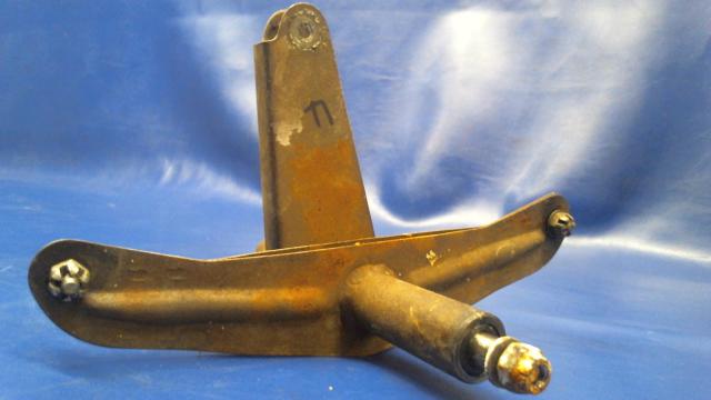 0523535-1 Cessna - Bellcrank - RH Flap