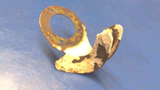 67107-00 Piper - BRACKET - Nose gear aligner guide