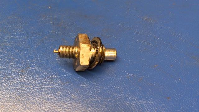 453 124 Piper - BODY- Air valve (AN812-1)