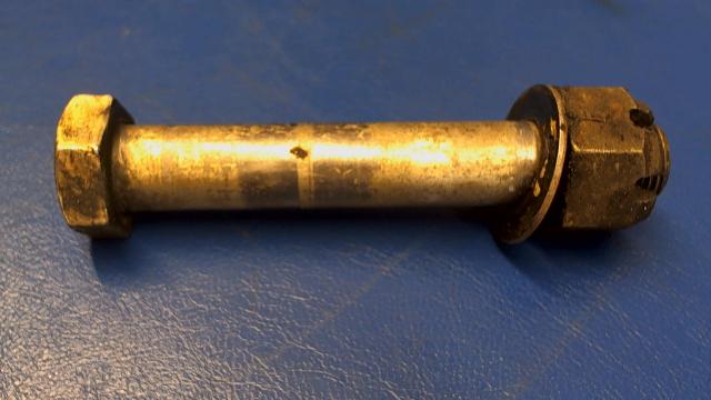 400 384 Piper - BOLT - (AN10-36)