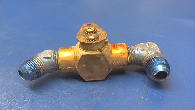 492 111 Piper - VALVE ASSEMBLY - Fuel shutoff (P4-757A)