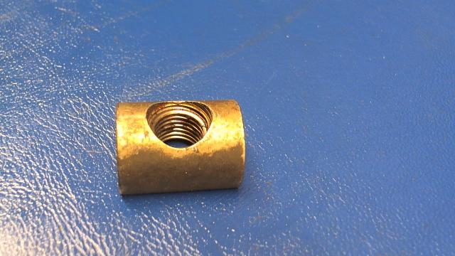 539911 Continental IO-520-A - BARREL NUT .74DIA X.97 LG