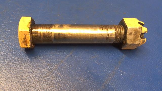 402-517 Piper - BOLT - (AN178-26)