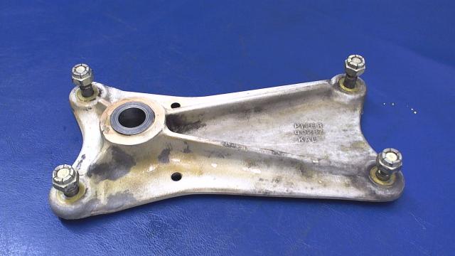 40288-00 Piper - TRUNNION ASSEMBLY - Landing gear aft