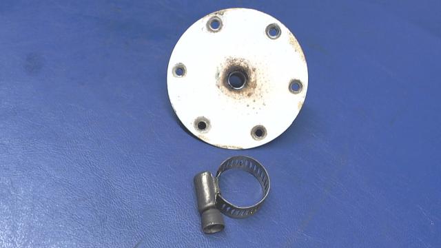 40549-03 Piper - PLATE ASSEMBLY - Fuel drain valve