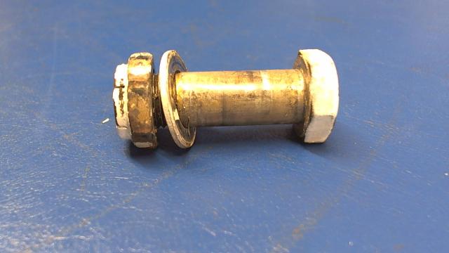 NAS464P8LAI7/M/ Beechcraft - BOLT - FWD COLUMN TO STRUT