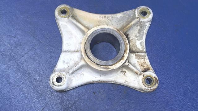 40309-00 Piper - FITTING ASSEMBLY - Main gear side brace forward