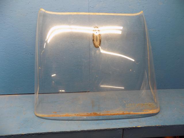 1710000-9 Cessna - WINDSHIELD (clear)
