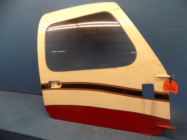 63055-04 Piper - cabin door structure w/ window