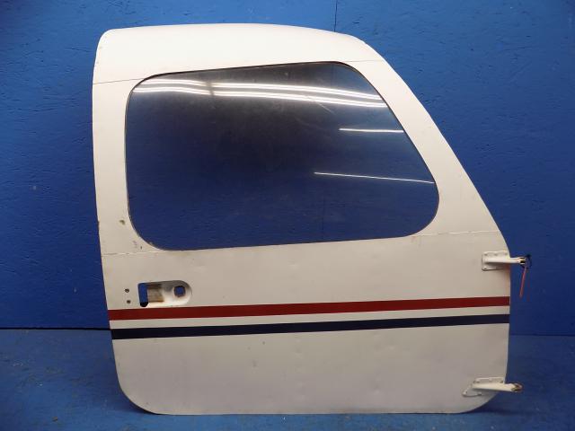 63047-07 Piper - DOOR-CABIN