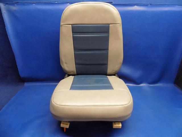 0812822-10 Cessna - SEAT ASSEMBLY - CTR SINGLE RH