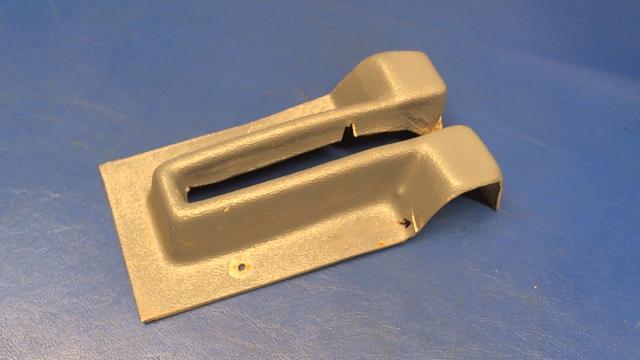 1715014-1 Cessna - Escutcheon - door stop (See Details)