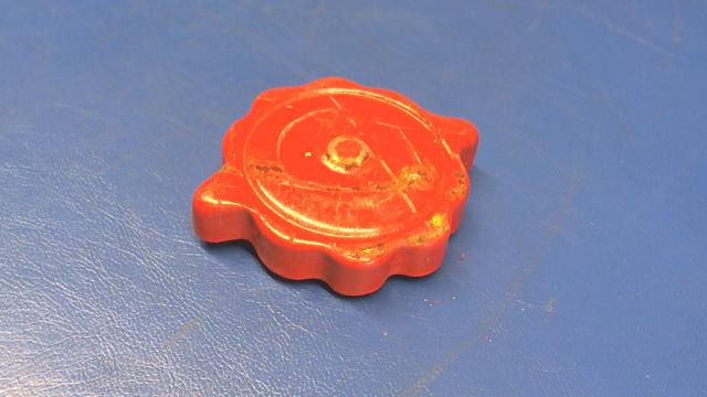 0311360-4 Cessna - Cap - Fuel Tank (Non Vented)