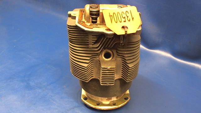 68732 Lycoming - Lycoming Cylinder W/Valves and spring (Parallel Valve) - CORE