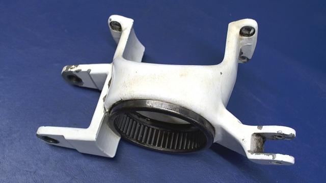 0743604-4 Cessna - Torque Arm-Nose Gear Steering (CRACKED - SEE PHOTOS)