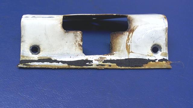 68187-00 Piper - PLATE - Trim latch