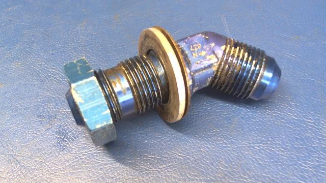 AN837-8D Cessna - Elbow - Fuel Line - Selector to Firewall