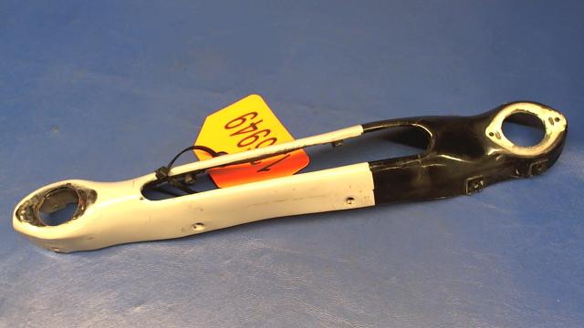 21605-05 Piper - FAIRING- TAIL LIGHT BULKHEAD (PLASTIC) (Cracked- See photos)