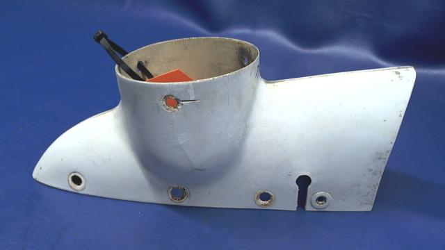 96709-00 Piper - TIP - Fin rotating beacon fiberglass (Cracked - See photos)