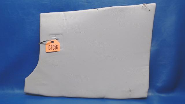 NPN Piper - PANEL ASSEMBLY - Right rear side trim