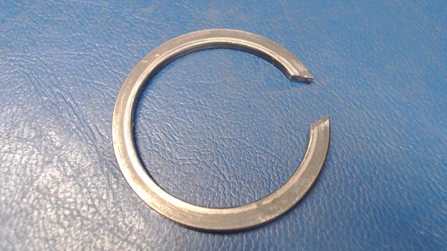 484 720 Piper - SNAP RING - (3478)