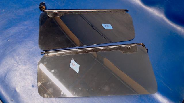 SET Cessna - SUNVISOR ASSEMBLY - LH &amp; RH