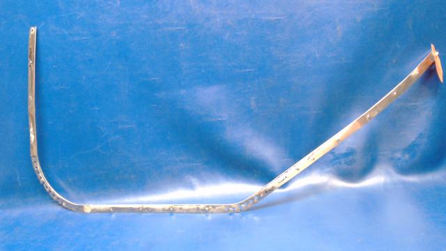 0800183-2 Cessna - RETAINER FWD-DOOR WINDLACE