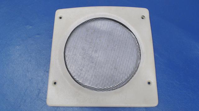 0514068-2 Cessna - COVER -SPEAKER (Cracked - See photos)