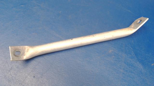 38143-004 Piper - TUBE - Support