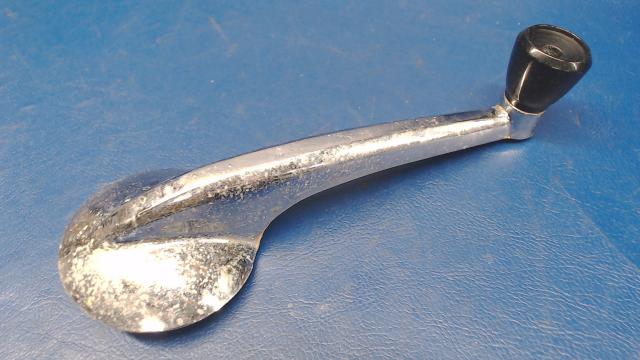 464 023 Piper - HANDLE - Stabilator Trim Crank
