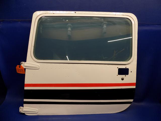 0413033-207 Cessna - STRUCTURE ASSEMBLY - CABIN DOOR LH