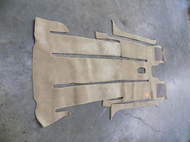 SET Cessna - CARPET - FWD &amp; CENTER