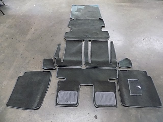 SET Cessna - CARPET - FWD, CENTER AFT (See details)