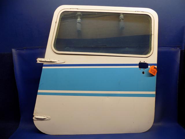 0511803-219 Cessna - STRUCTURE - LH CABIN DOOR (GREEN TINTED WINDOW)