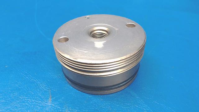 9882016-1 Cessna - Gland - End Main Gear Actuator