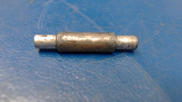 1280210-1 Cessna - CROSS BAR