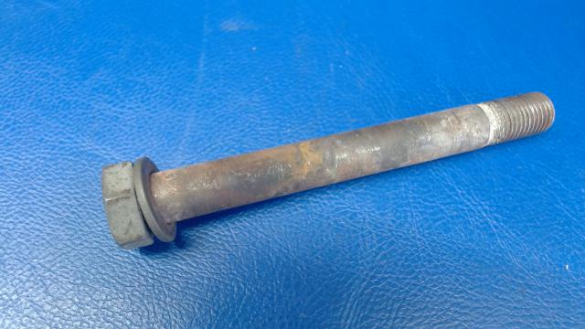 AN6C-32A Piper - BOLT 3/8-24 x 3-21/64 long hex. hd.