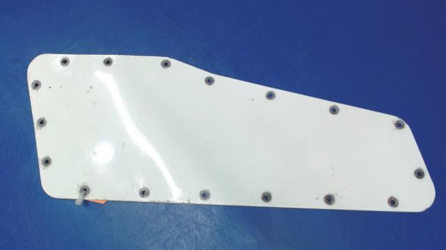 23474-00 Piper - PLATE - Wing access