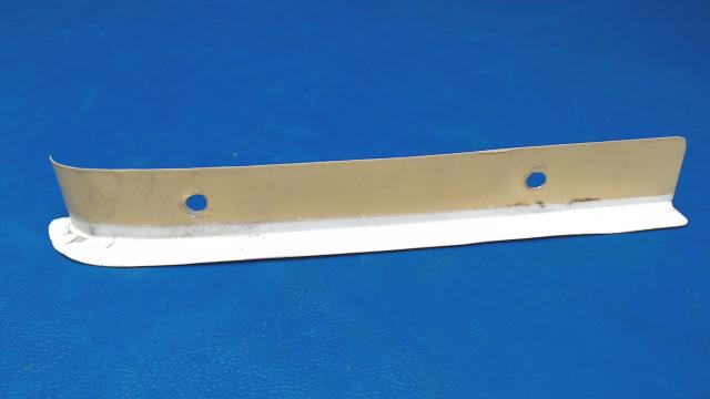 0923110-2 Cessna - FENCE- LANDING LIGHT