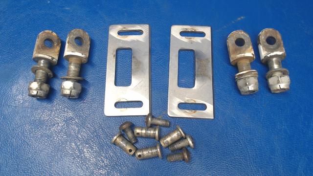 402 058 Piper - Eye Bolt - Door Hinge (AN44-6A) (4)