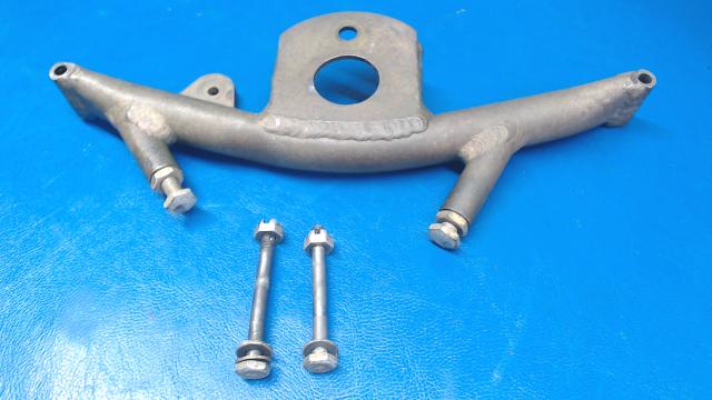 65047-00 Piper - HORN - Nose wheel steering (Broken)