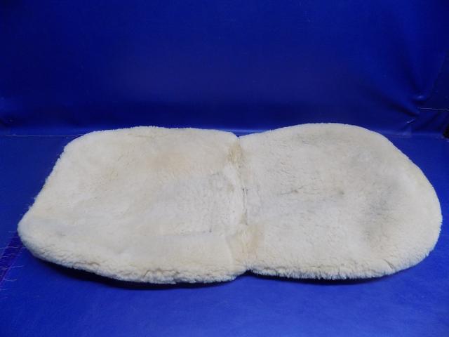 NPN Cessna - Sheepskin Seat Cover (Removed from Cessna 210)