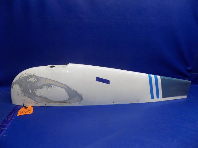 0523565-29 Cessna - TIP - WING LH Fiberglass (damaged)