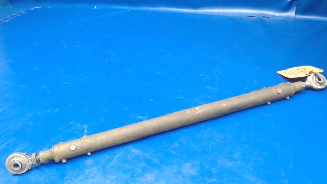 5045213-3 Cessna - Tube - Push/Pull Outboard