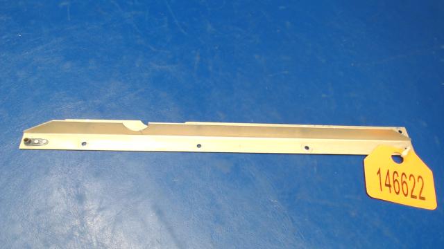 0410230-4 Cessna - STIFFENER - SEAT RAIL (cracked)