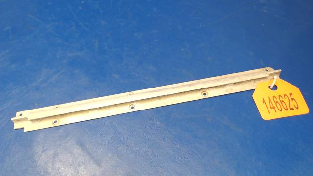 0410230-2 Cessna - SEAT RAIL-RH OUTBOARD OR LH INBOARD
