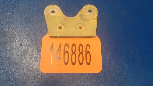 340055-7 Mooney - BRACKET, SEAT RAIL, LH