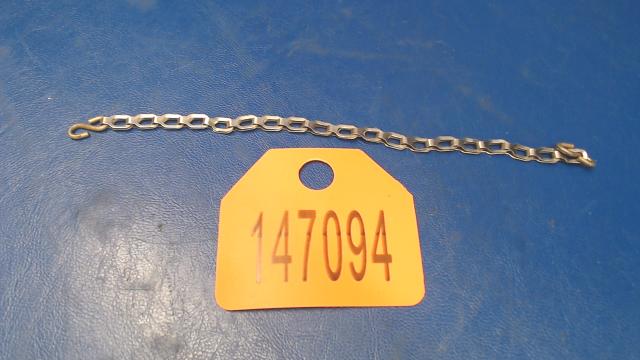 C156001-0104 Cessna - Chain - Fuel Cap